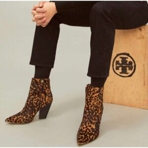 Tory Burch Lila Leopard-Print Calf Hair Pointed Toe Ankle Boots Size 9 M…